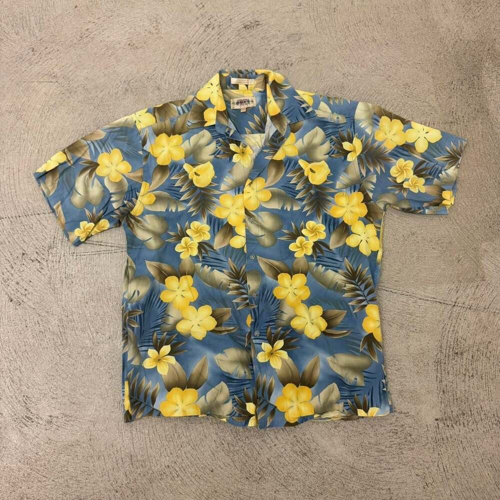 Campia Moda Vintage Yellow Floral Hawaiian Button Up Shirt